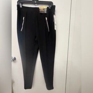 Black Ankle Pants Size L with Silver Zippers    Just Be
